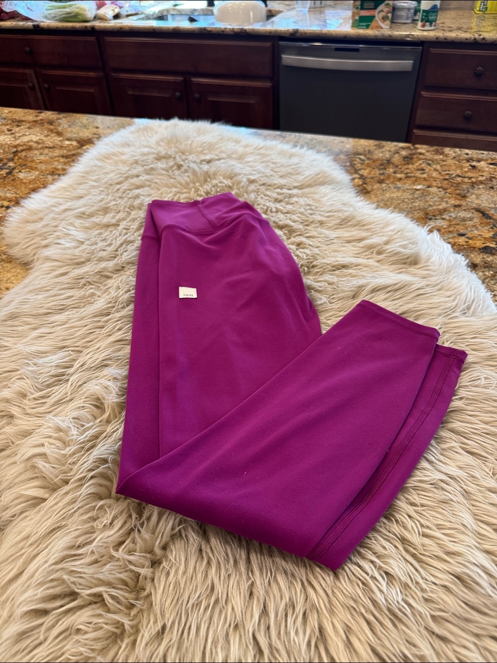 Vuori All The Feels leggings size XS. Plum purple color like new!